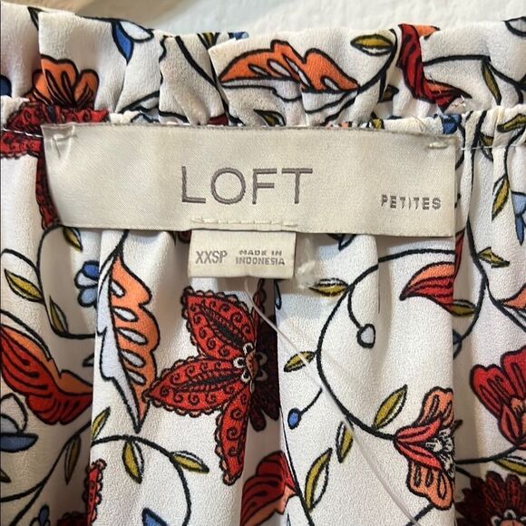 LOFT Floral Print Women's Top - Red and White - Picture 2 of 4
